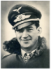 Hermann-Friedrich Joppien (19.6.1912 – 28.8.1941). Sestřelení Pavloviče bylo jeho 49 vítězství. Sestřelil ještě dalších 31 letadel.Zdroj: http://forum.valka.cz /topic/view/11251/Joppien-Hermann-Friedrich. 