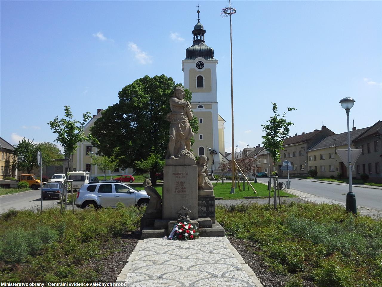 CZE7105-27722