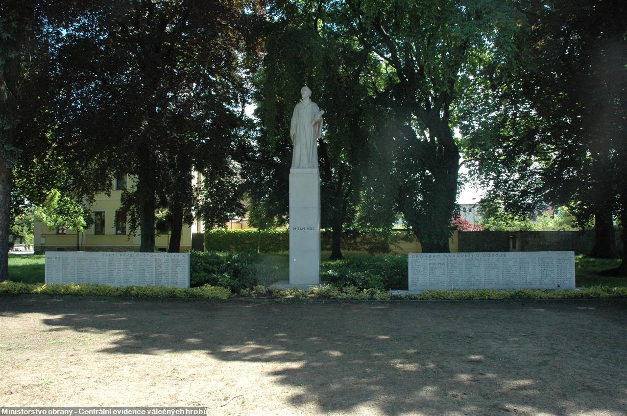 CZE2118-3179