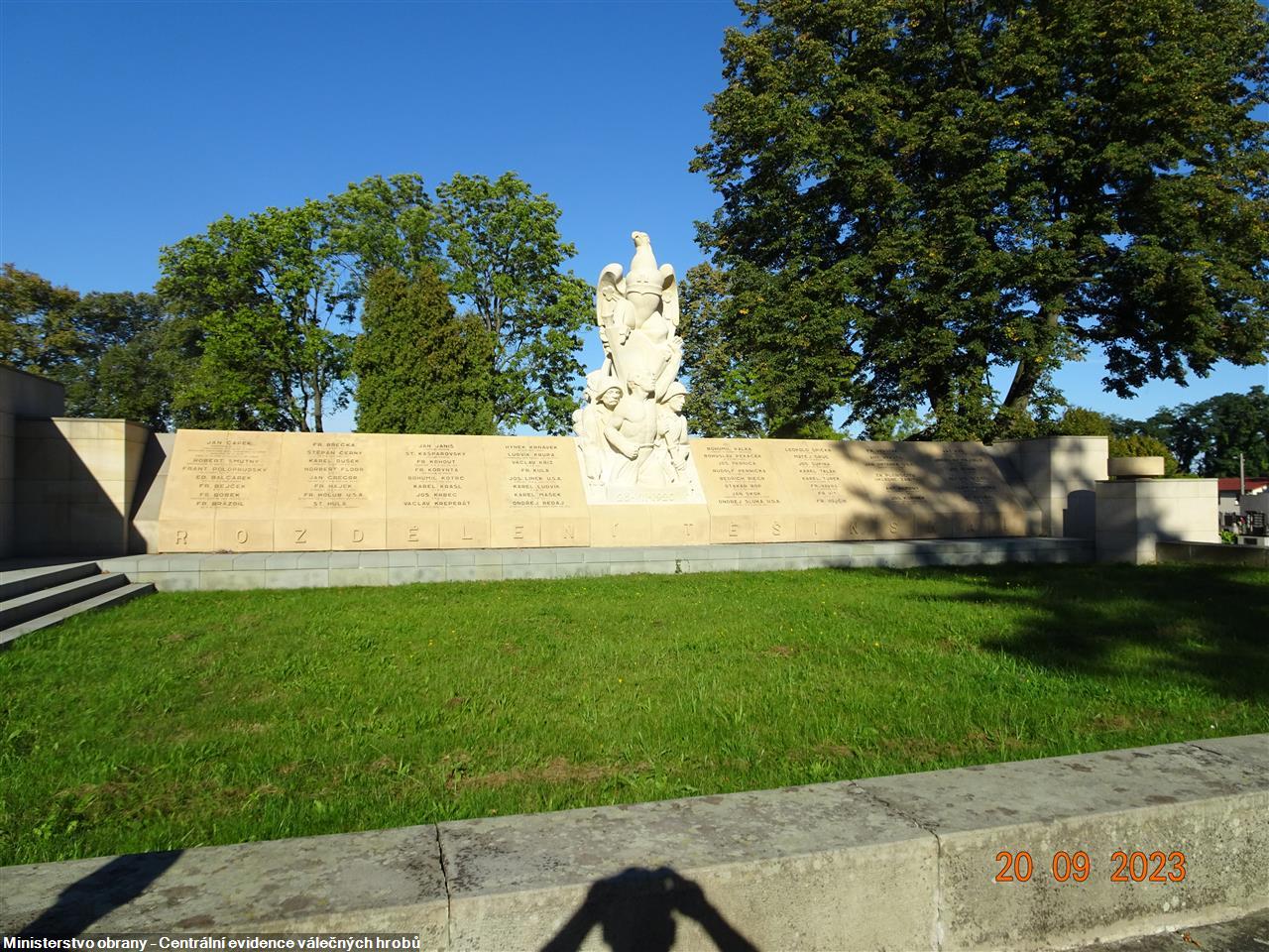 CZE8118-7659